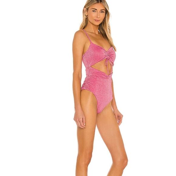 L*SPACE Rumi Classic One Piece 
 in Bubblegum Pink - Picture 2 of 4